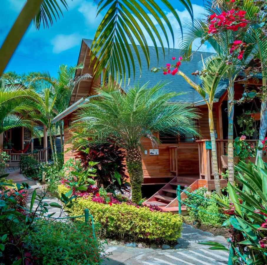 Sisakuna Lodge Mindo Bagian luar foto