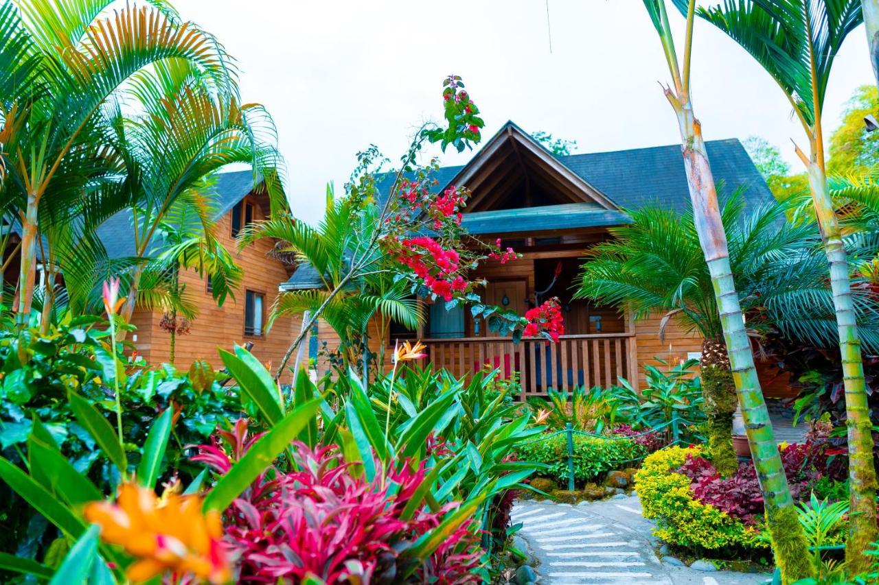 Sisakuna Lodge Mindo Bagian luar foto