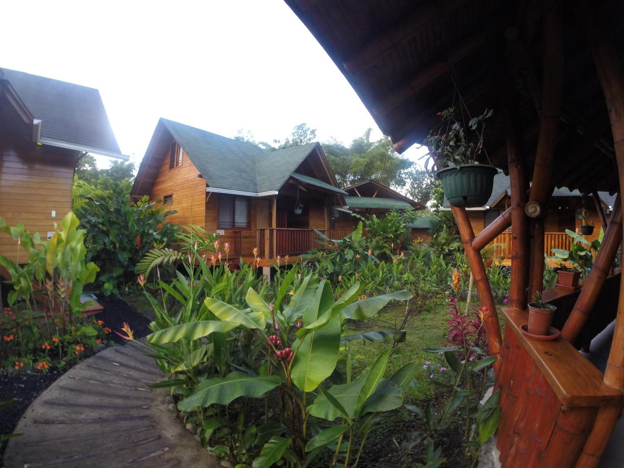 Sisakuna Lodge Mindo Ruang foto