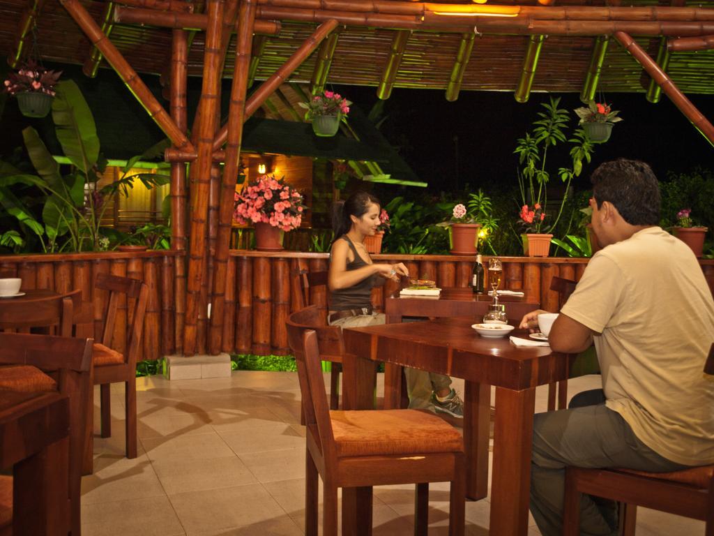 Sisakuna Lodge Mindo Bagian luar foto