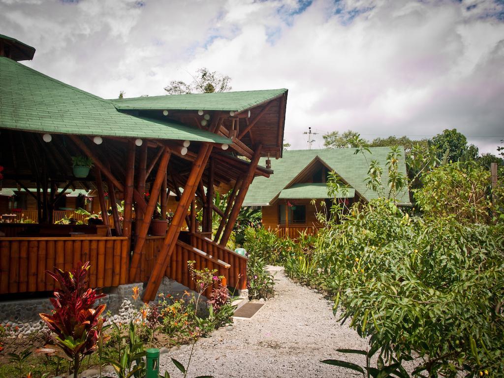 Sisakuna Lodge Mindo Bagian luar foto