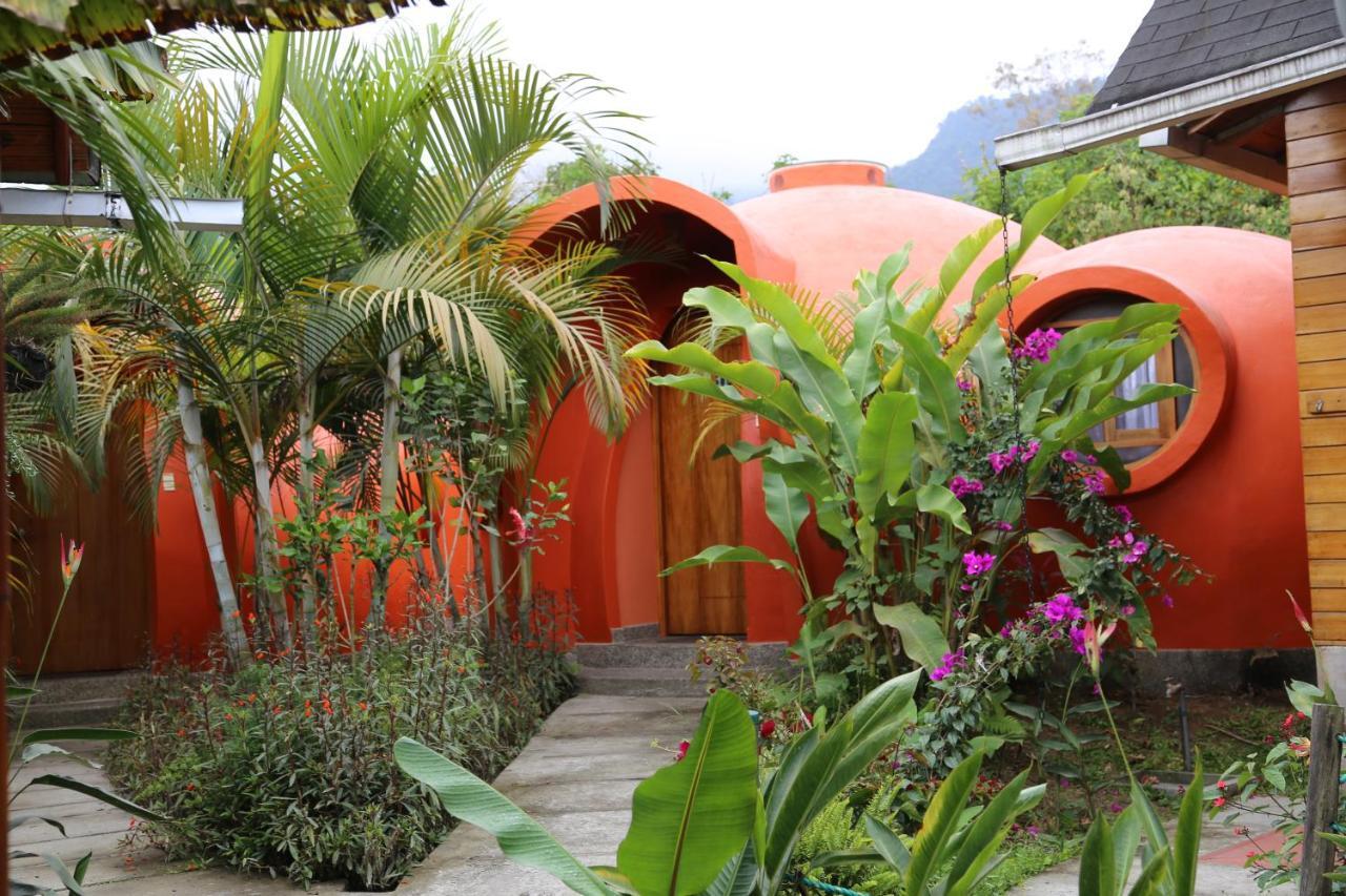 Sisakuna Lodge Mindo Bagian luar foto