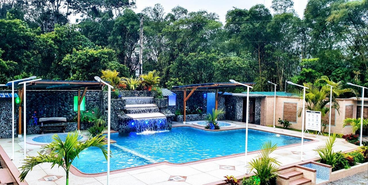 Sisakuna Lodge Mindo Bagian luar foto